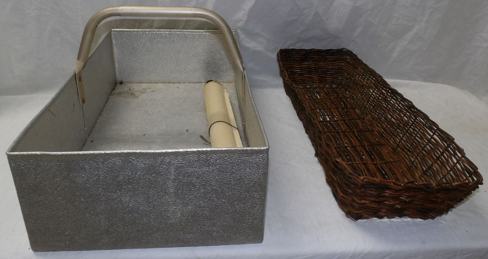 aluminum basket, clay planter and misc. items: aluminum basket, clay planter and misc. items. ALL DESCRIPTIONS AND ANY CONDITION STATEMENT GIVEN BY LANGSTON AUCTION GALLERY ARE STRICTLY OPINIONS AND LANGSTON'S SHALL HAVE NO RESPONSIBILITY FOR ERRO