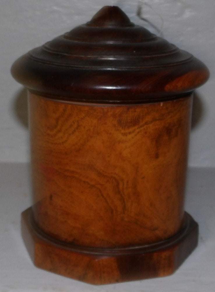 turned burled wood string holder (1 of 5)