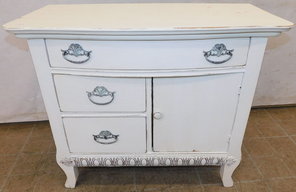 painted wash stand (1 of 3)