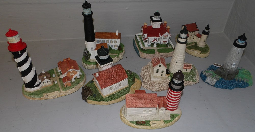lot of painted ceramic lighthouses (1 of 5)