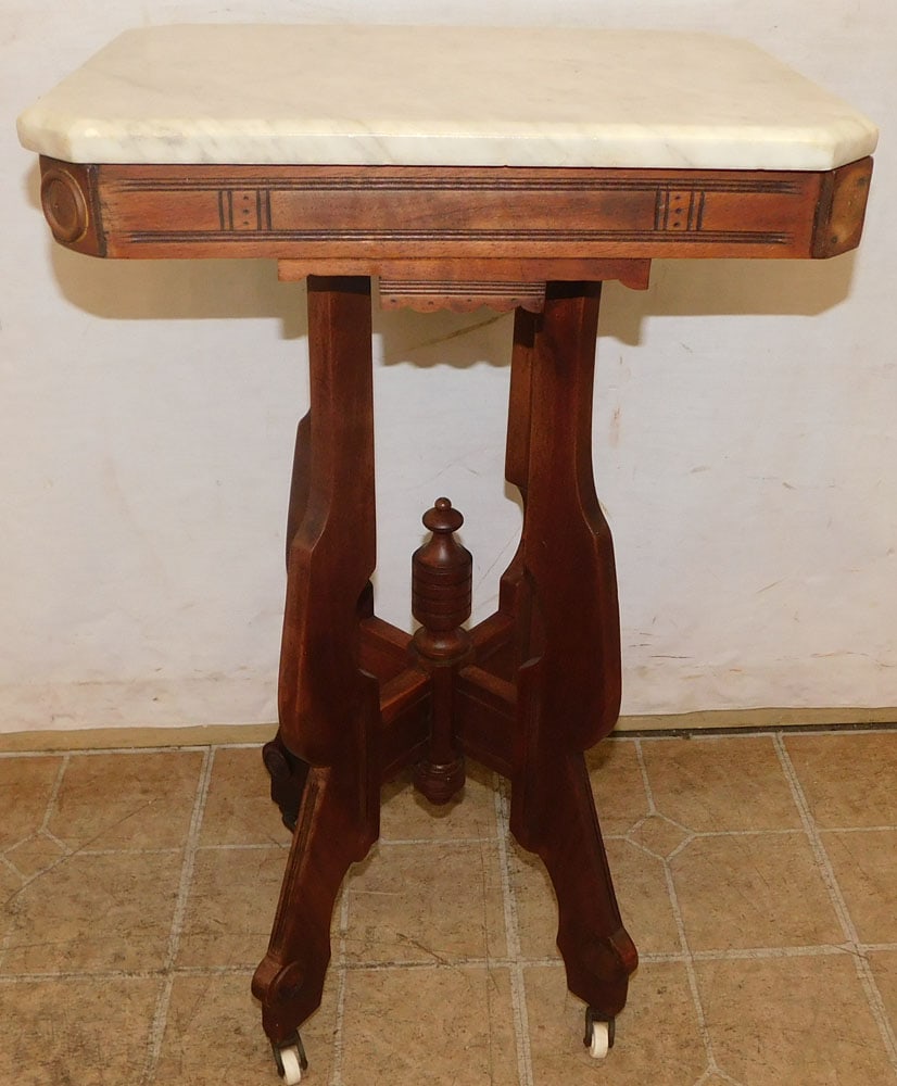Victorian walnut marble top stand (1 of 2)