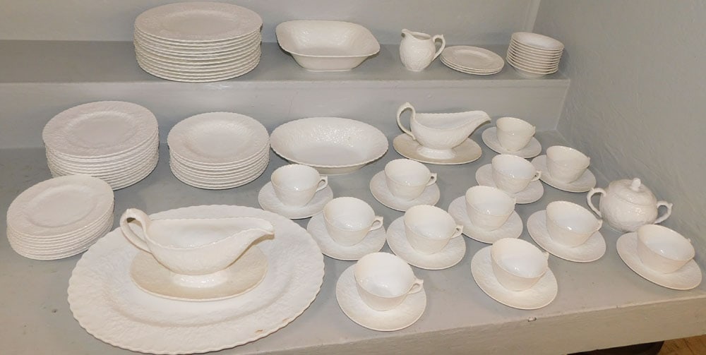 85 pieces of Spode china (1 of 6)