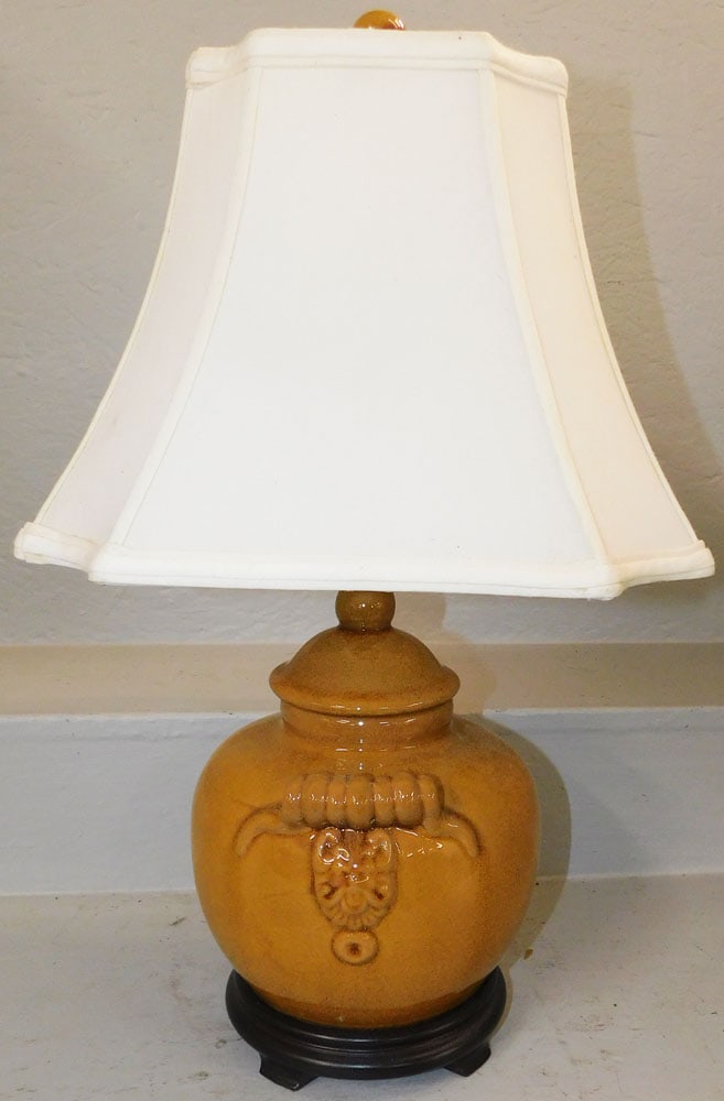 painted pottery jar lamp (1 of 4)