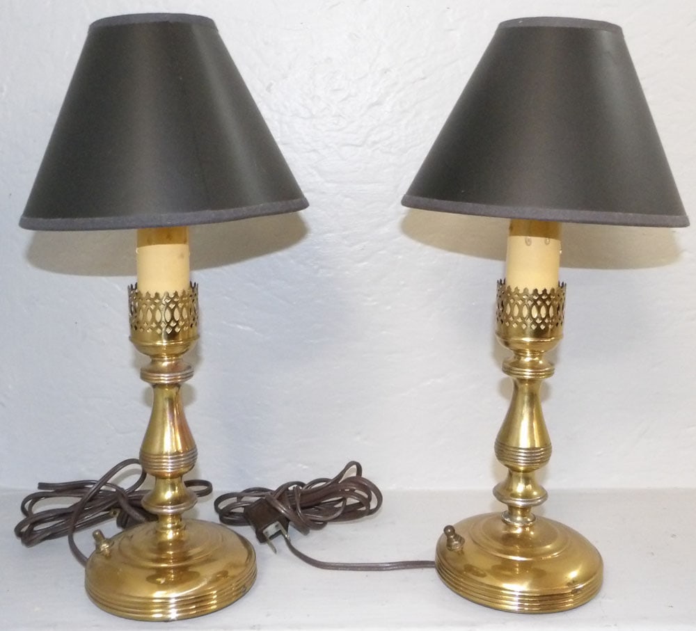 pair of brass lamps: pair of brass lamps. 15" H ALL DESCRIPTIONS AND ANY CONDITION STATEMENT GIVEN BY LANGSTON AUCTION GALLERY ARE STRICTLY OPINIONS AND LANGSTON'S SHALL HAVE NO RESPONSIBILITY FOR ERRORS OR OMISSIONS. THE