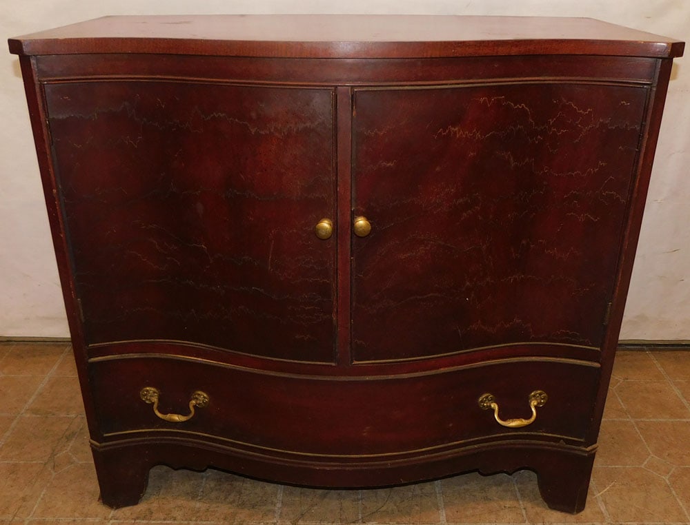 mahogany cabinet by Morganton: mahogany cabinet by Morganton. 36 1/2" W 18" D 33 1/4" H ALL DESCRIPTIONS AND ANY CONDITION STATEMENT GIVEN BY LANGSTON AUCTION GALLERY ARE STRICTLY OPINIONS AND LANGSTON'S SHALL HAVE NO RESPONSIBILIT