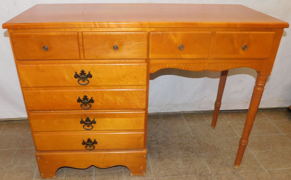 Maple Desk: Maple Desk . 42" W 18" D 30 1/2" H ALL DESCRIPTIONS AND ANY CONDITION STATEMENT GIVEN BY LANGSTON AUCTION GALLERY ARE STRICTLY OPINIONS AND LANGSTON'S SHALL HAVE NO RESPONSIBILITY FOR ERRORS OR OMISSI