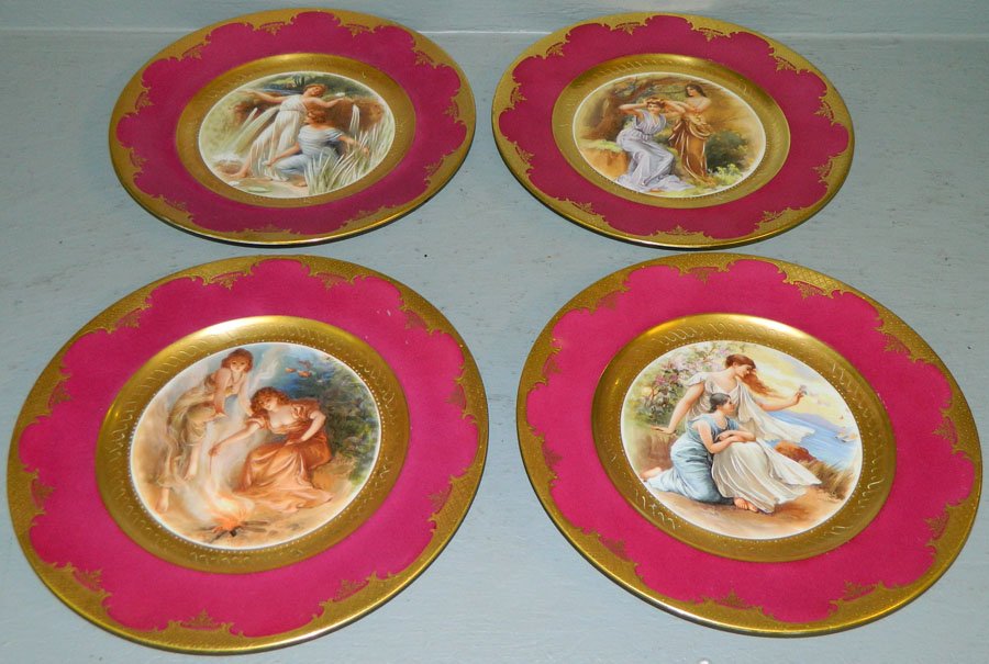 Set of 4 Bavarian Royal Vienna portrait plates.: Set of 4 Bavarian Royal Vienna portrait plates. 10 1/2" diameter.