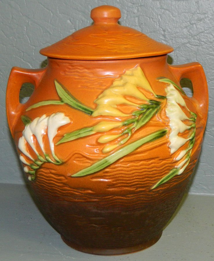 Roseville Freesia cookie jar.: Roseville Freesia cookie jar. 10 1/2" tall.