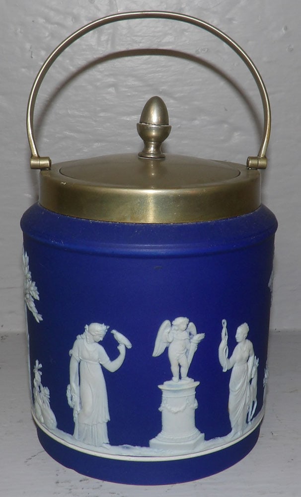 Wedgwood Biscuit Jar: Wedgwood Biscuit Jar . 7" H "ALL DESCRIPTIONS AND ANY CONDITION STATEMENT GIVEN BY LANGSTON AUCTION GALLERY ARE STRICTLY OPINIONS AND LANGSTON'S SHALL HAVE NO RESPONSIBILITY FOR ERRORS OR OMISSIONS. T