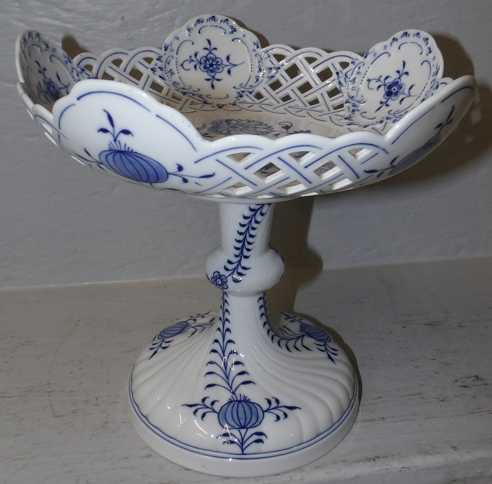 Blue & White Meissen Open Work Porcelain Compote (1 of 4)
