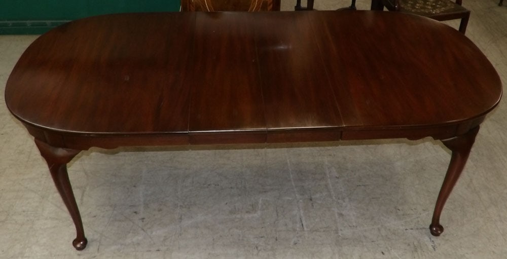 Mahogany Queen Anne Dining Table with Two Leaves by Henkel Harris (1 of 5)