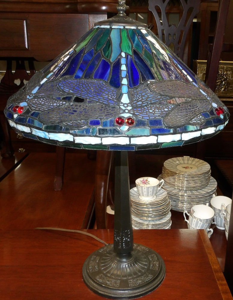 Leaded & Stained Glass Tiffany Style Dragonfly Lamp (1 of 5)