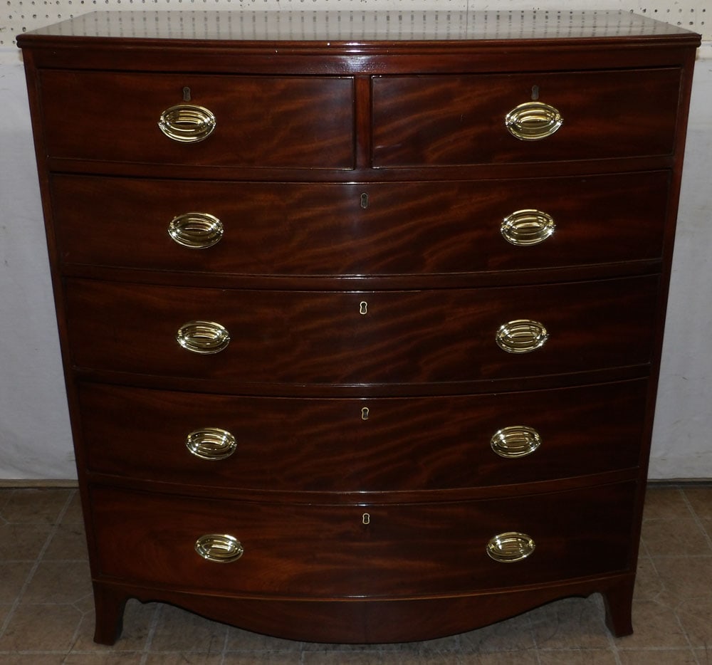 19th Century English Mahogany Bow Front Two Over Four Drawer Chest (1 of 7)