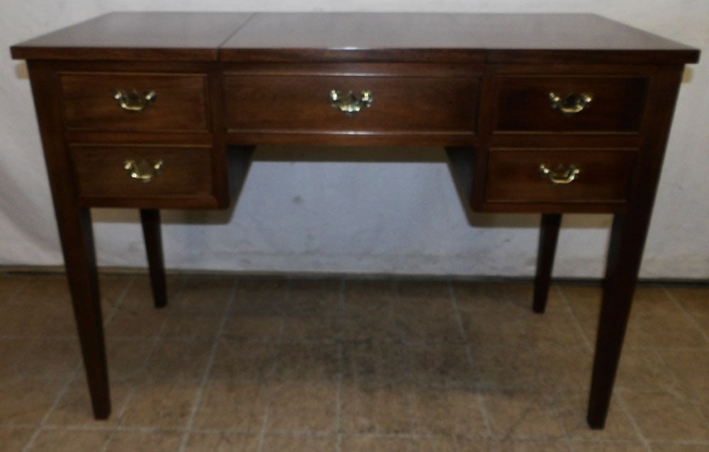 mahogany lift top dressing table by Craftique (1 of 7)