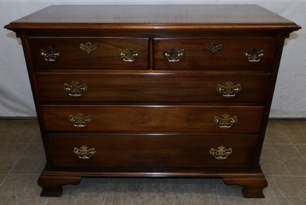 mahogany two over three drawer chest by American Drew (1 of 7)