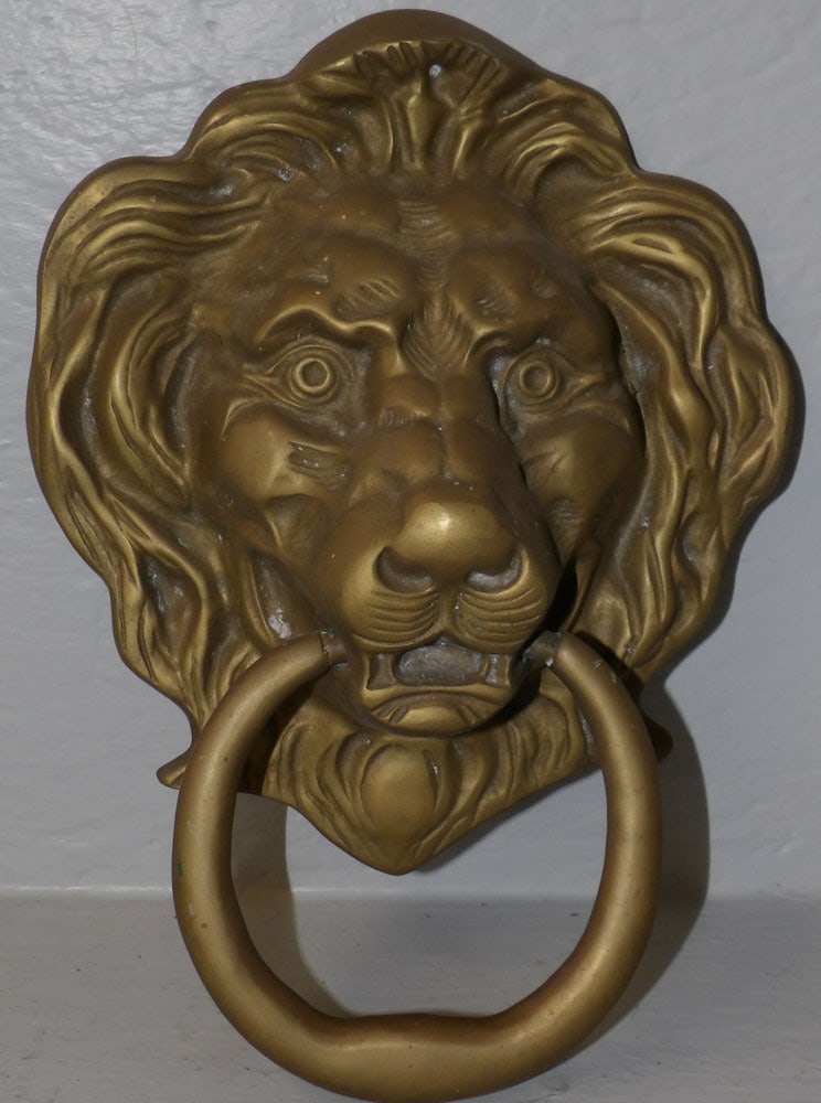 cast brass lions head door knocker (1 of 4)
