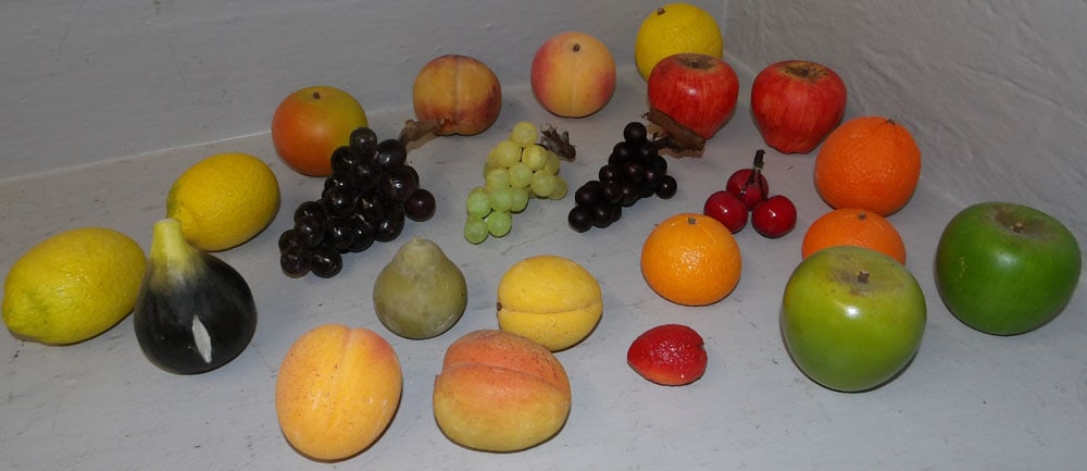 lot of Italian carved alabaster fruit (1 of 4)