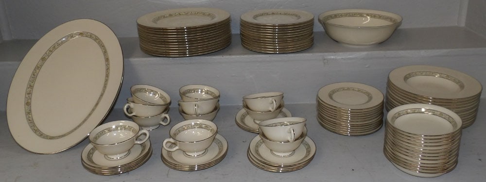 86 Pieces of Lenox China, (Springdale) (1 of 5)