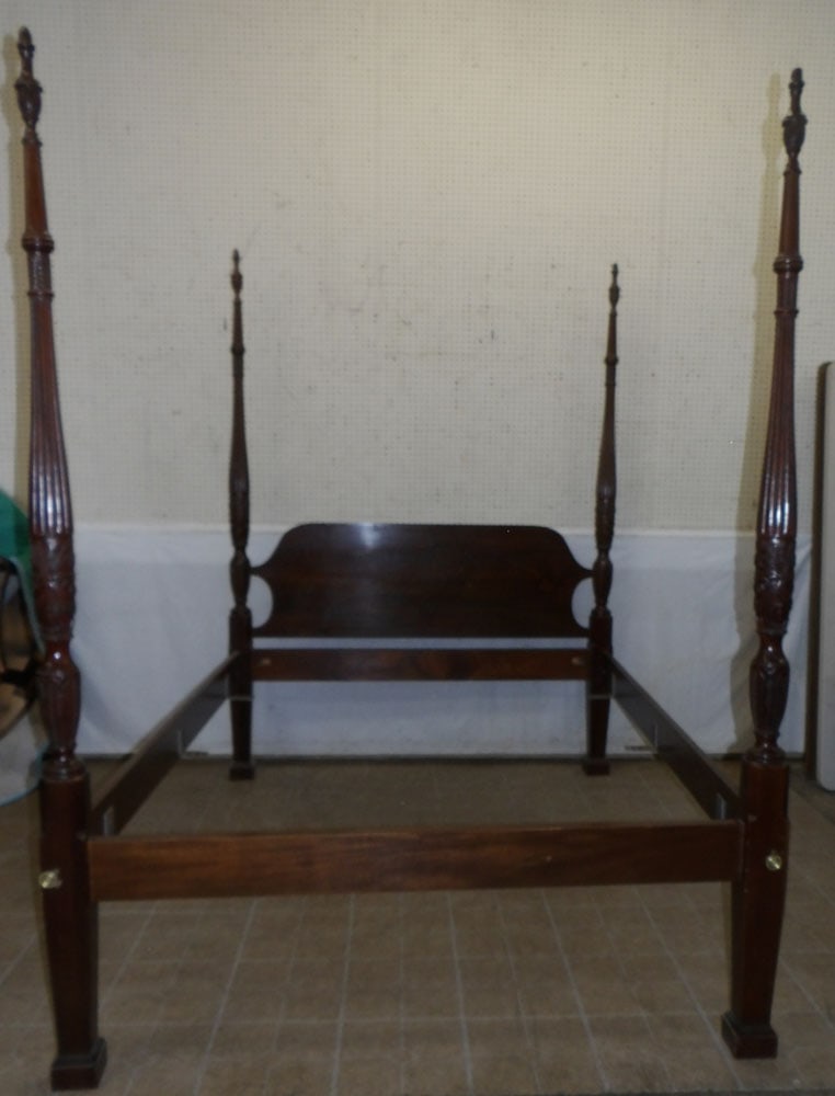 Rice Carved Mahogany Queen Size Four Poster Bed with Rails by Council Craftsman (1 of 8)