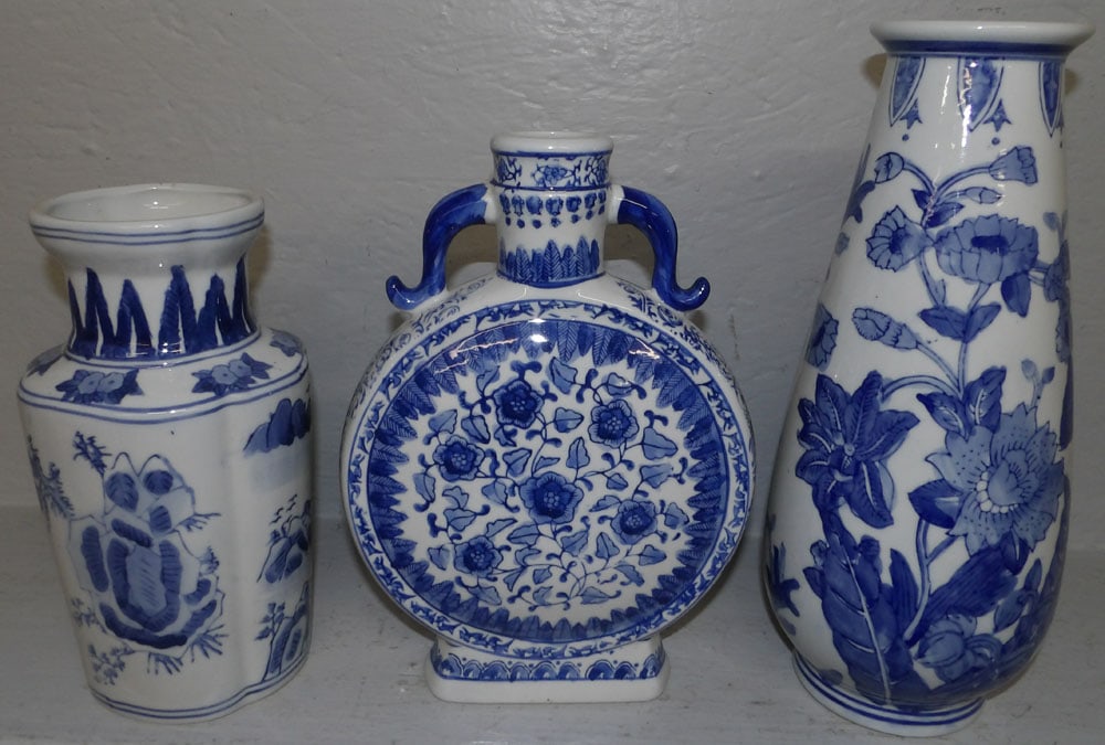 Three Oriental Blue & White Porcelain Vases (1 of 5)