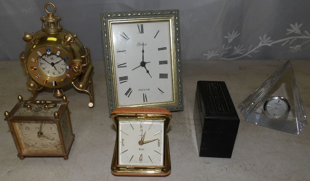 lot of clocks: lot of clocks. "ALL DESCRIPTIONS AND ANY CONDITION STATEMENT GIVEN BY LANGSTON AUCTION GALLERY ARE STRICTLY OPINIONS AND LANGSTON'S SHALL HAVE NO RESPONSIBILITY FOR ERRORS OR OMISSIONS. THE ABSENCE OF