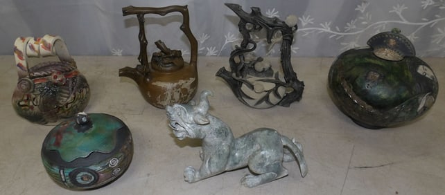 lot of pottery items