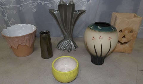 lot of pottery items