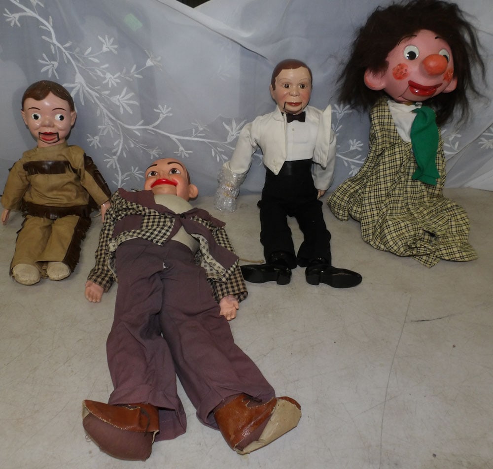 lot of ventriloquist dolls (1 of 4)