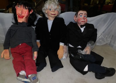 lot of ventriloquist dolls