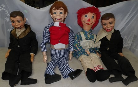 lot of ventriloquist dolls