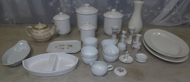 lot of porcelain items