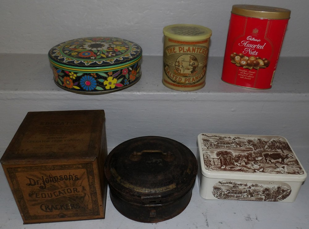 Lot of Vintage Tin Boxes (1 of 5)