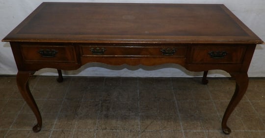 mahogany inlaid queen Anne desk
