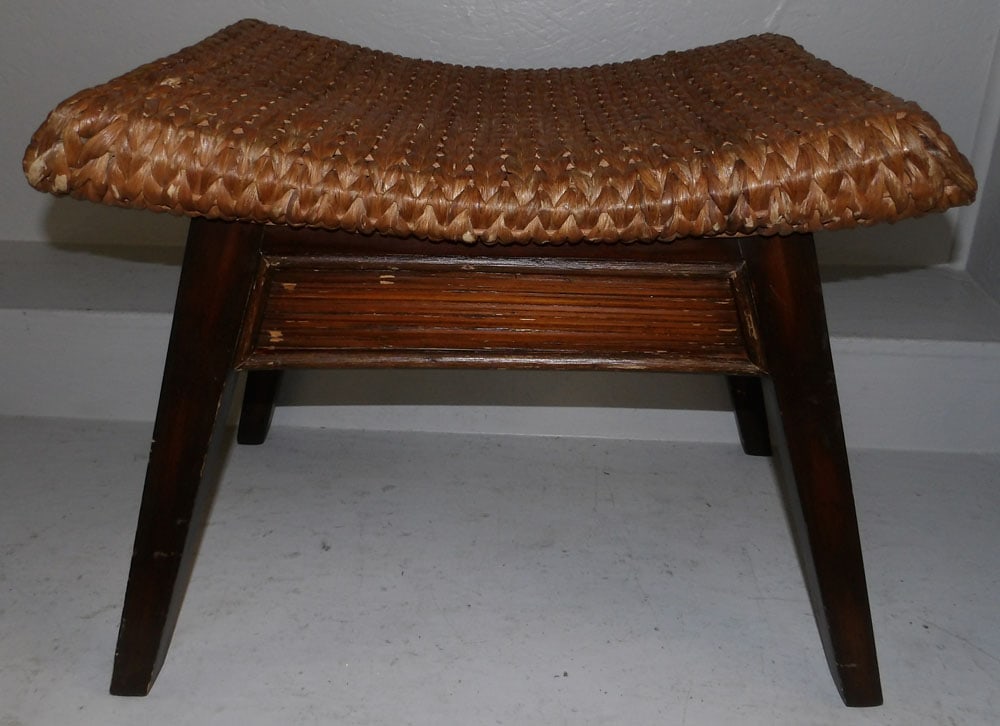 Rattan Bench: Rattan Bench . 24 1/2" W 17" D 20" H "ALL DESCRIPTIONS AND ANY CONDITION STATEMENT GIVEN BY LANGSTON AUCTION GALLERY ARE STRICTLY OPINIONS AND LANGSTON'S SHALL HAVE NO RESPONSIBILITY FOR ERRORS OR OMI
