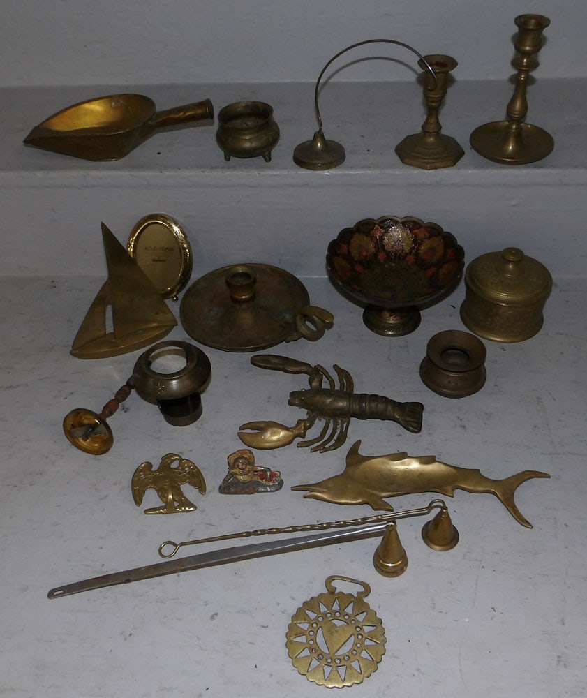 Lot of Brass Items (1 of 4)