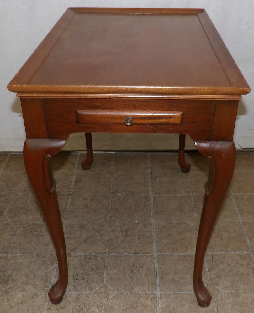 Mahogany Queen Anne Tea Table with Pull Out Slides (1 of 5)