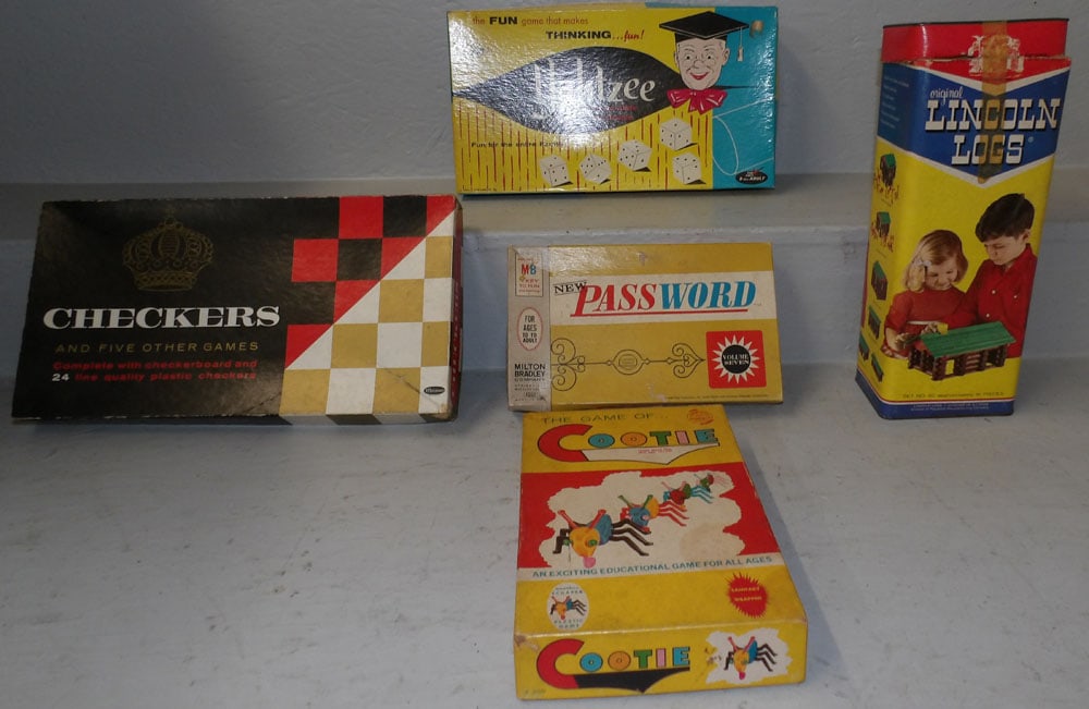 Lot of Vintage Games: Lot of Vintage Games . Up to 14" H "ALL DESCRIPTIONS AND ANY CONDITION STATEMENT GIVEN BY LANGSTON AUCTION GALLERY ARE STRICTLY OPINIONS AND LANGSTON'S SHALL HAVE NO RESPONSIBILITY FOR ERRORS OR OMISS