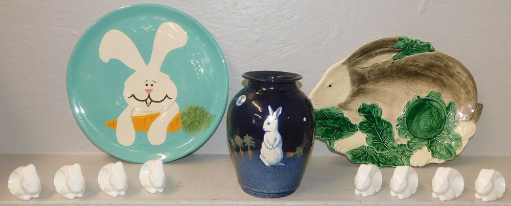 Lot of Porcelain Decorative Items (1 of 3)