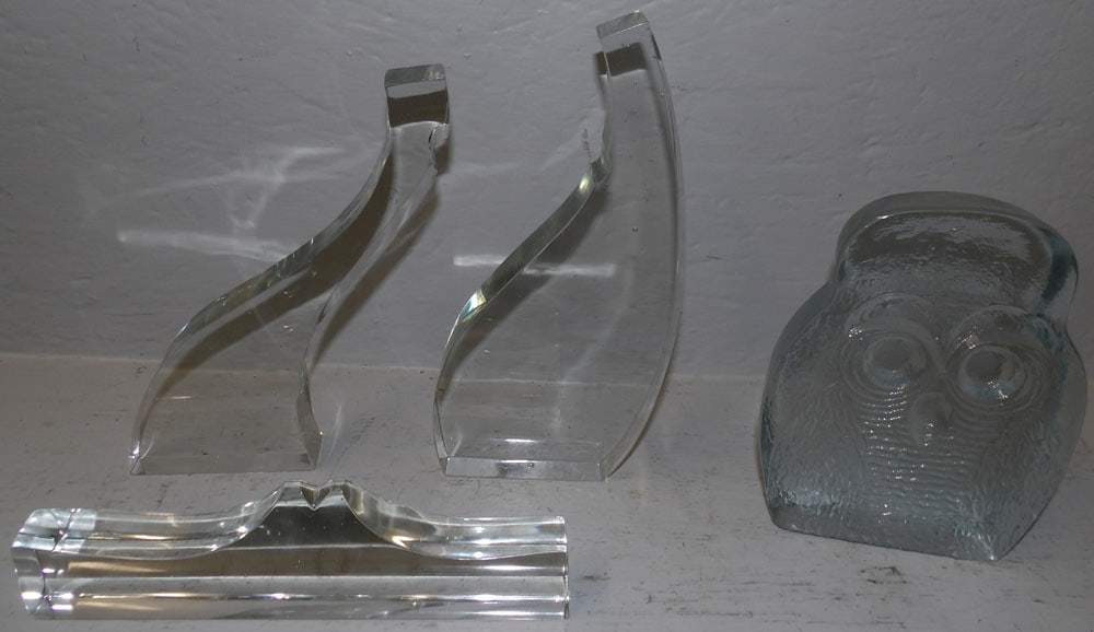 Three Glass Decorative Items (1 of 5)