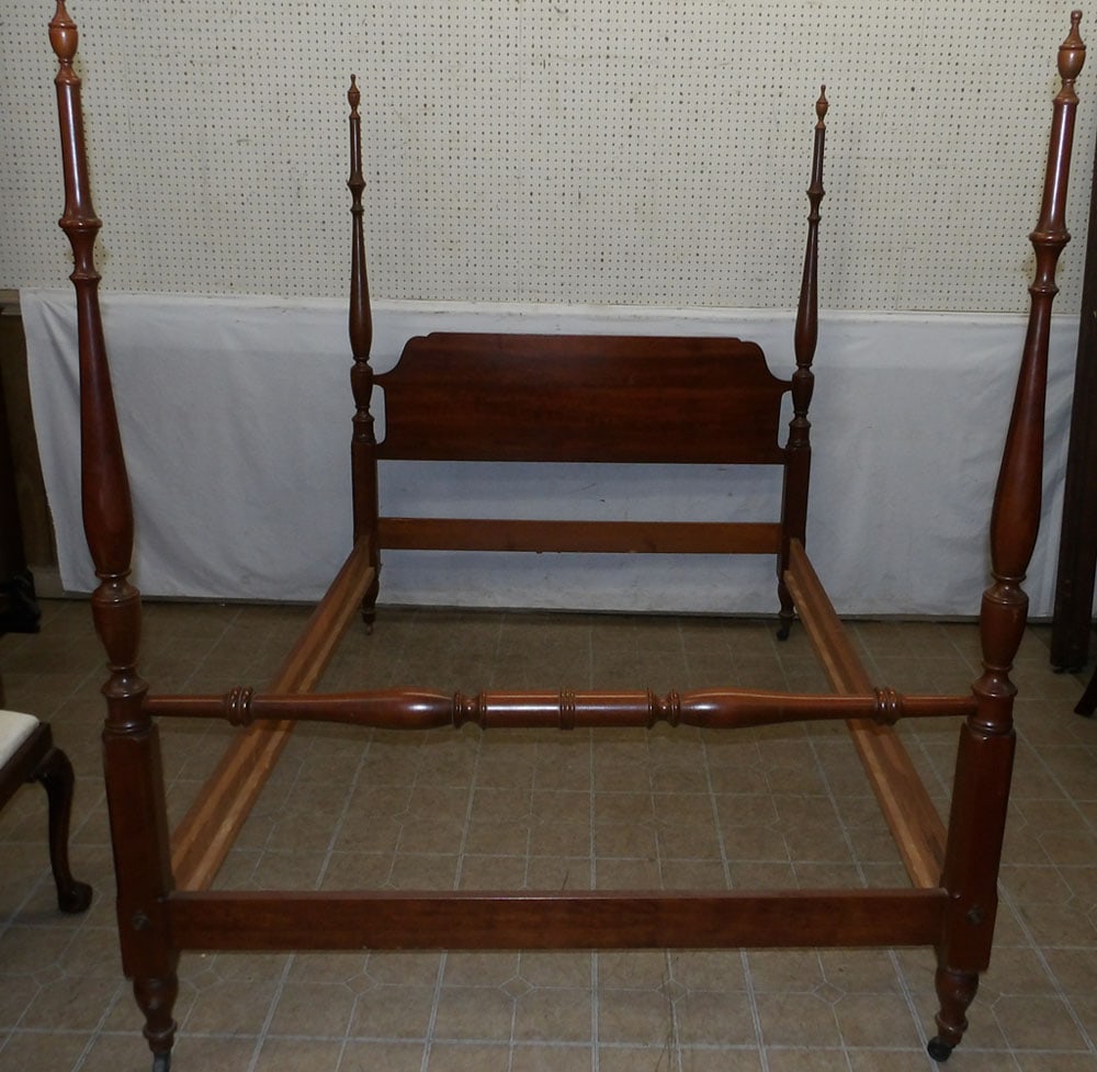 Mahogany Four Post Full Size Bed with Rails (1 of 3)