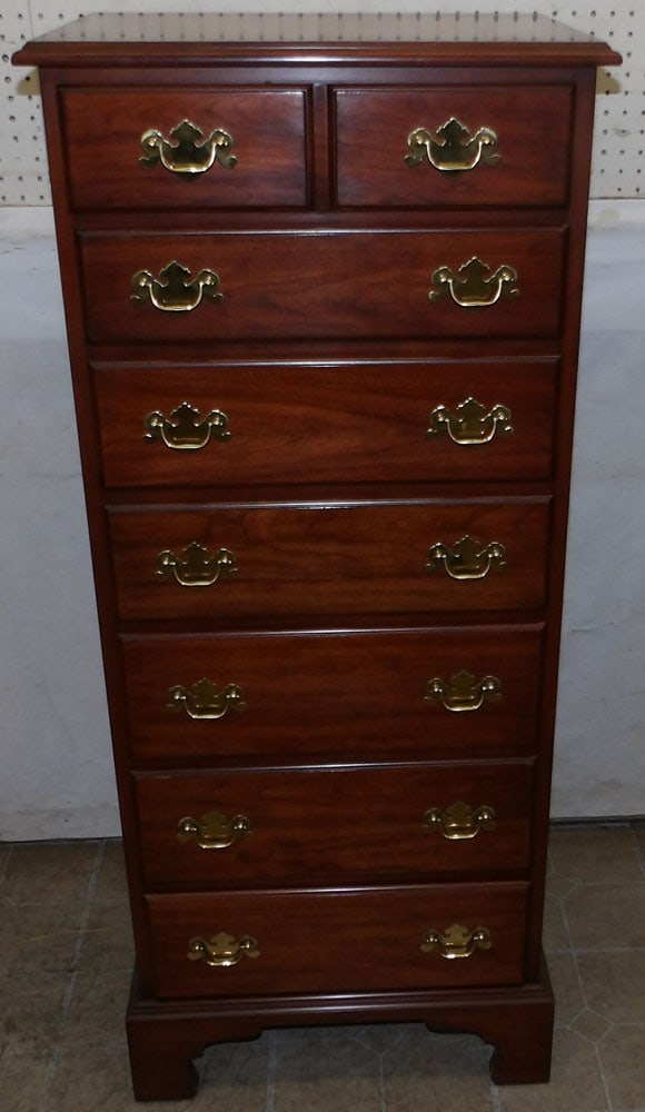 Henkel Harris cherry 7 drawer lingerie chest (1 of 8)