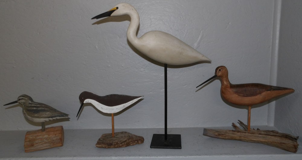 Four painted carved wood shore birds: Four painted carved wood shore birds. Up to 18 3/4" H "ALL DESCRIPTIONS AND ANY CONDITION STATEMENT GIVEN BY LANGSTON AUCTION GALLERY ARE STRICTLY OPINIONS AND LANGSTON'S SHALL HAVE NO RESPONSIBILITY 