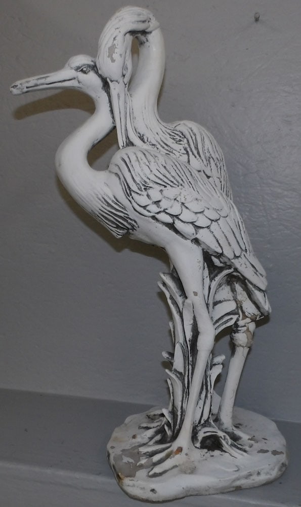 painted resin heron statue (1 of 3)
