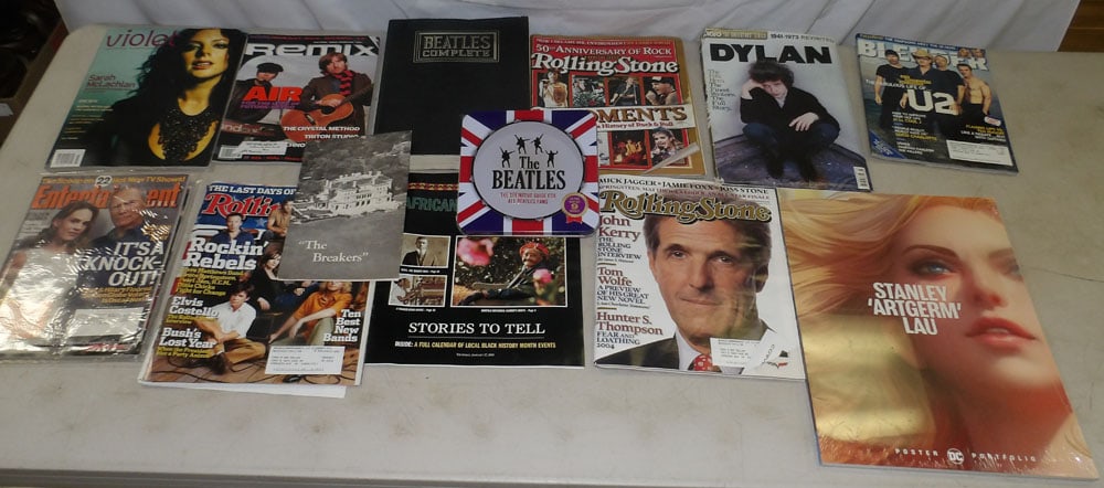 lot of vintage magazines including rolling stone and Beatles (1 of 4)