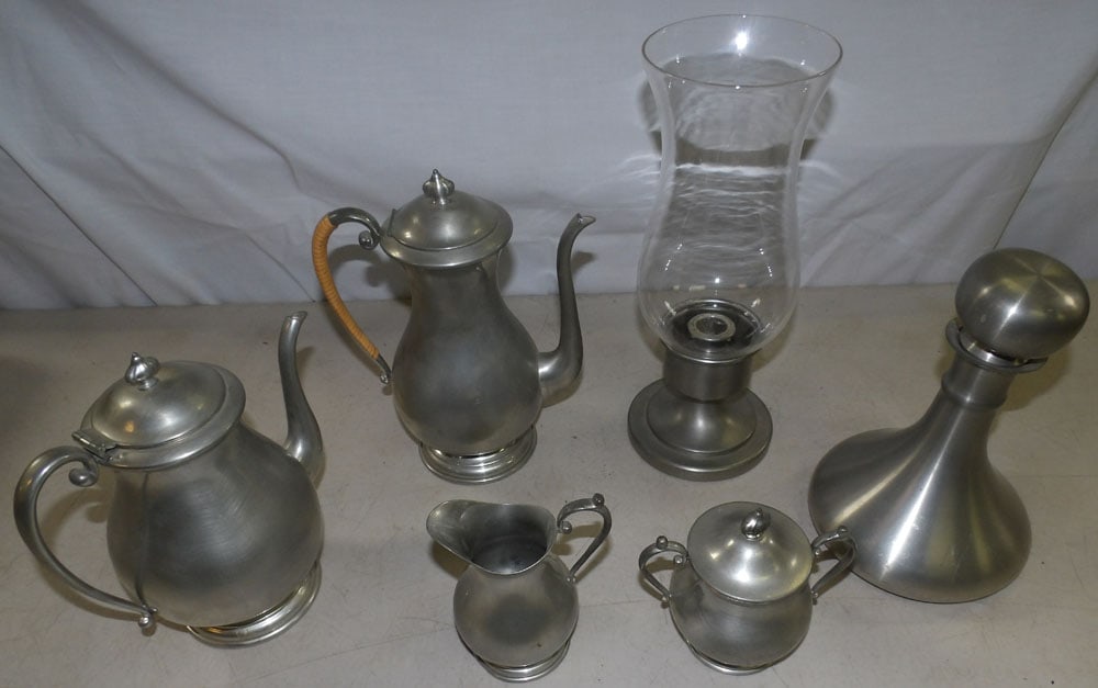 lot of pewter items: lot of pewter items . ALL DESCRIPTIONS AND ANY CONDITION STATEMENT GIVEN BY LANGSTON AUCTION GALLERY ARE STRICTLY OPINIONS AND LANGSTON'S SHALL HAVE NO RESPONSIBILITY FOR ERRORS OR OMISSIONS. THE ABSE
