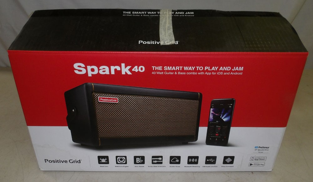 spark 40 amplifier (1 of 7)
