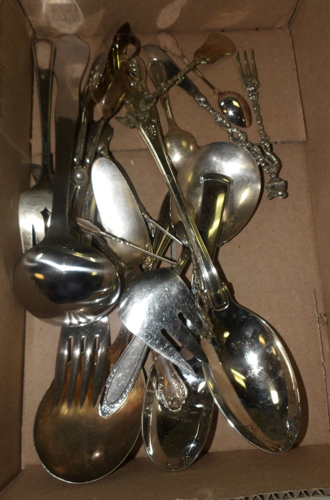 lot of silverplated flatware (1 of 3)