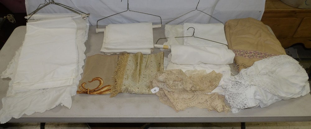 lot of linens: lot of linens . ALL DESCRIPTIONS AND ANY CONDITION STATEMENT GIVEN BY LANGSTON AUCTION GALLERY ARE STRICTLY OPINIONS AND LANGSTON'S SHALL HAVE NO RESPONSIBILITY FOR ERRORS OR OMISSIONS. THE ABSENCE OF