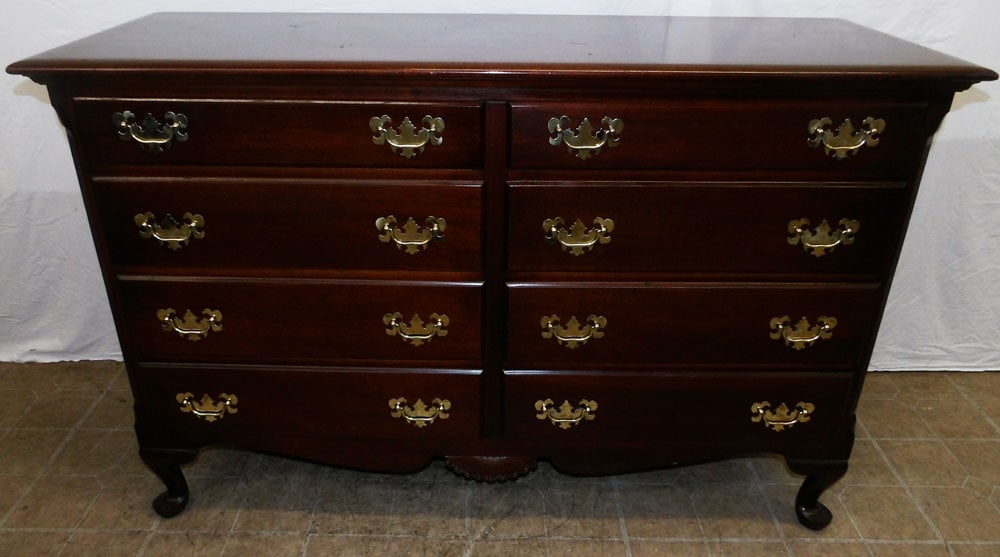 Mahogany Eight Drawer Chest by Hungerford (1 of 8)