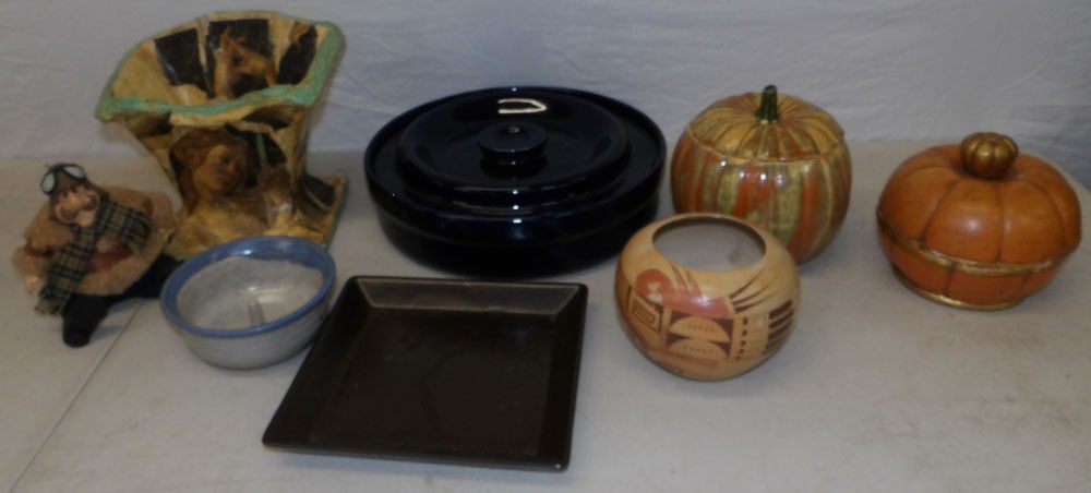 Lot of Ceramic Decorative Items (1 of 6)